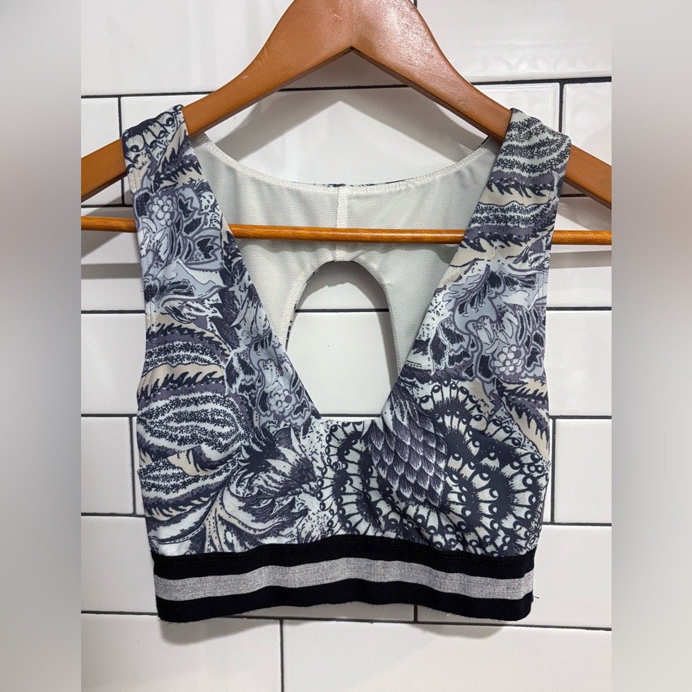 FP Movement low cut baroque print Tank Top XS - Picture 2 of 4